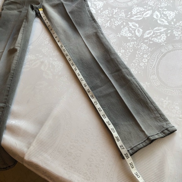 True Religion Ricky Relaxed-Fit Straight Gray Jeans Denim Pants Girls Size 12 - Picture 10 of 16